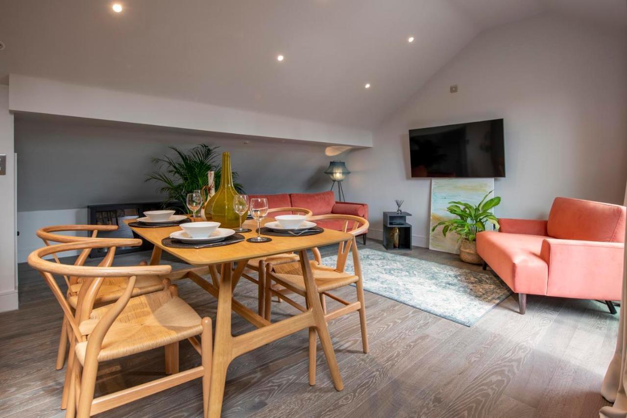 The Quadrant - The Carillon Suite York Bagian luar foto