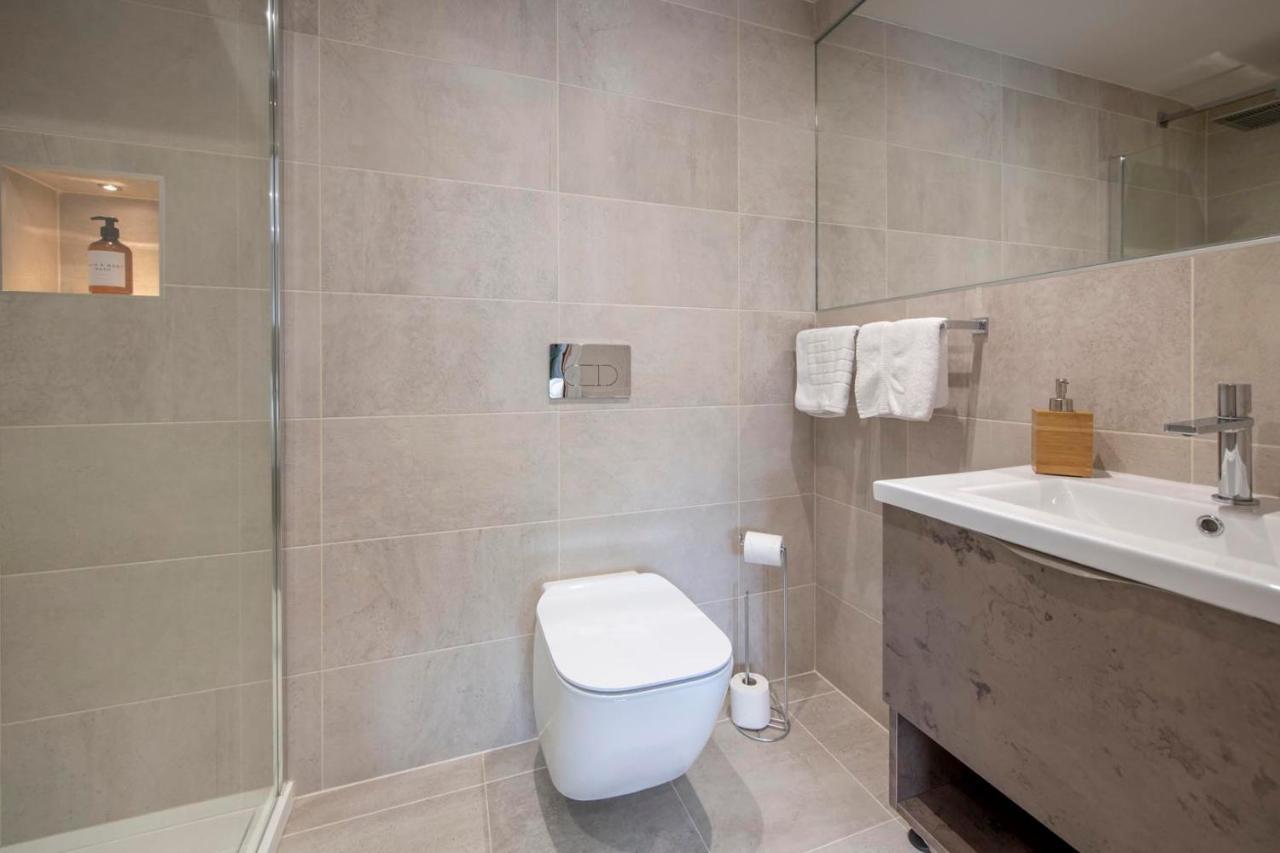The Quadrant - The Carillon Suite York Bagian luar foto
