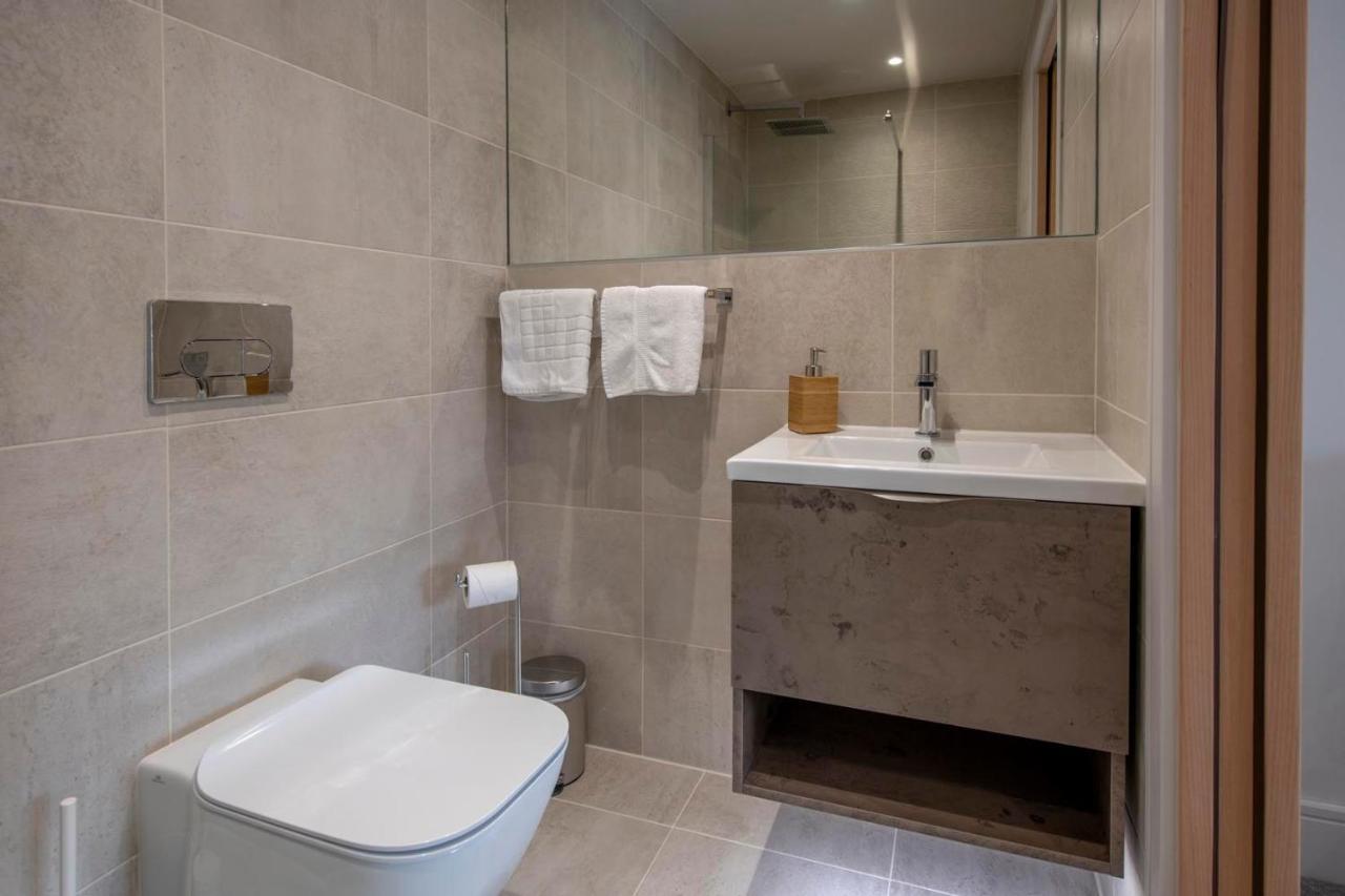 The Quadrant - The Carillon Suite York Bagian luar foto