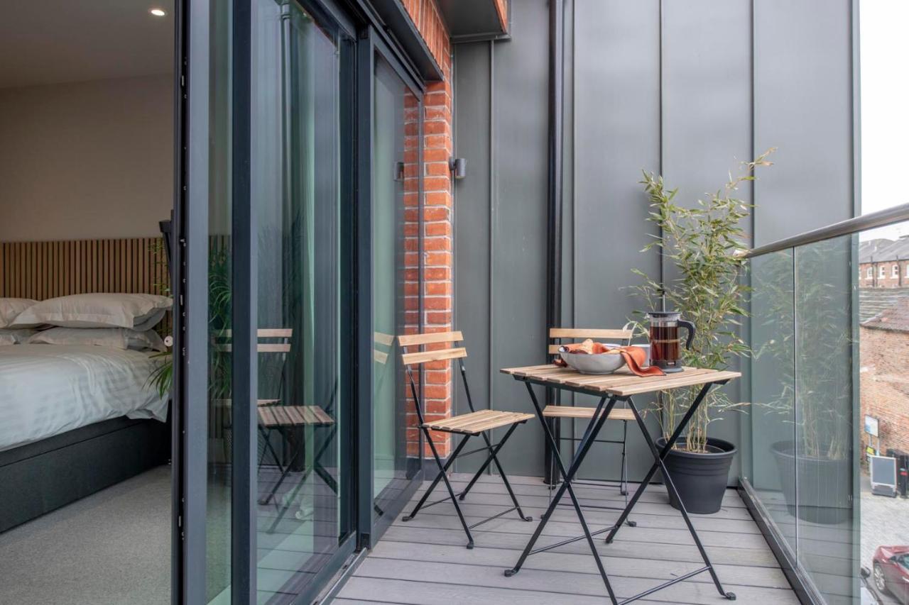 The Quadrant - The Carillon Suite York Bagian luar foto