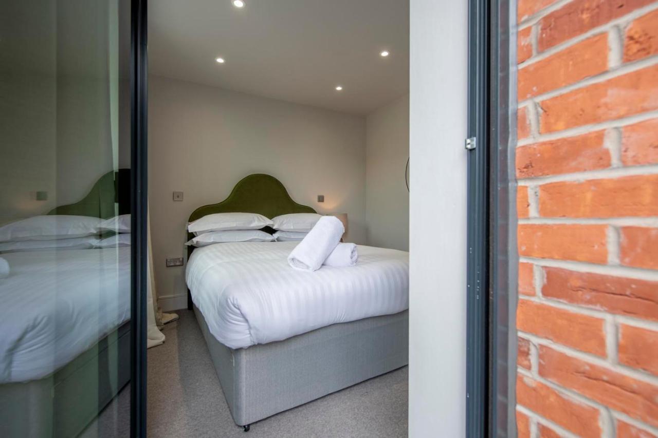 The Quadrant - The Carillon Suite York Bagian luar foto